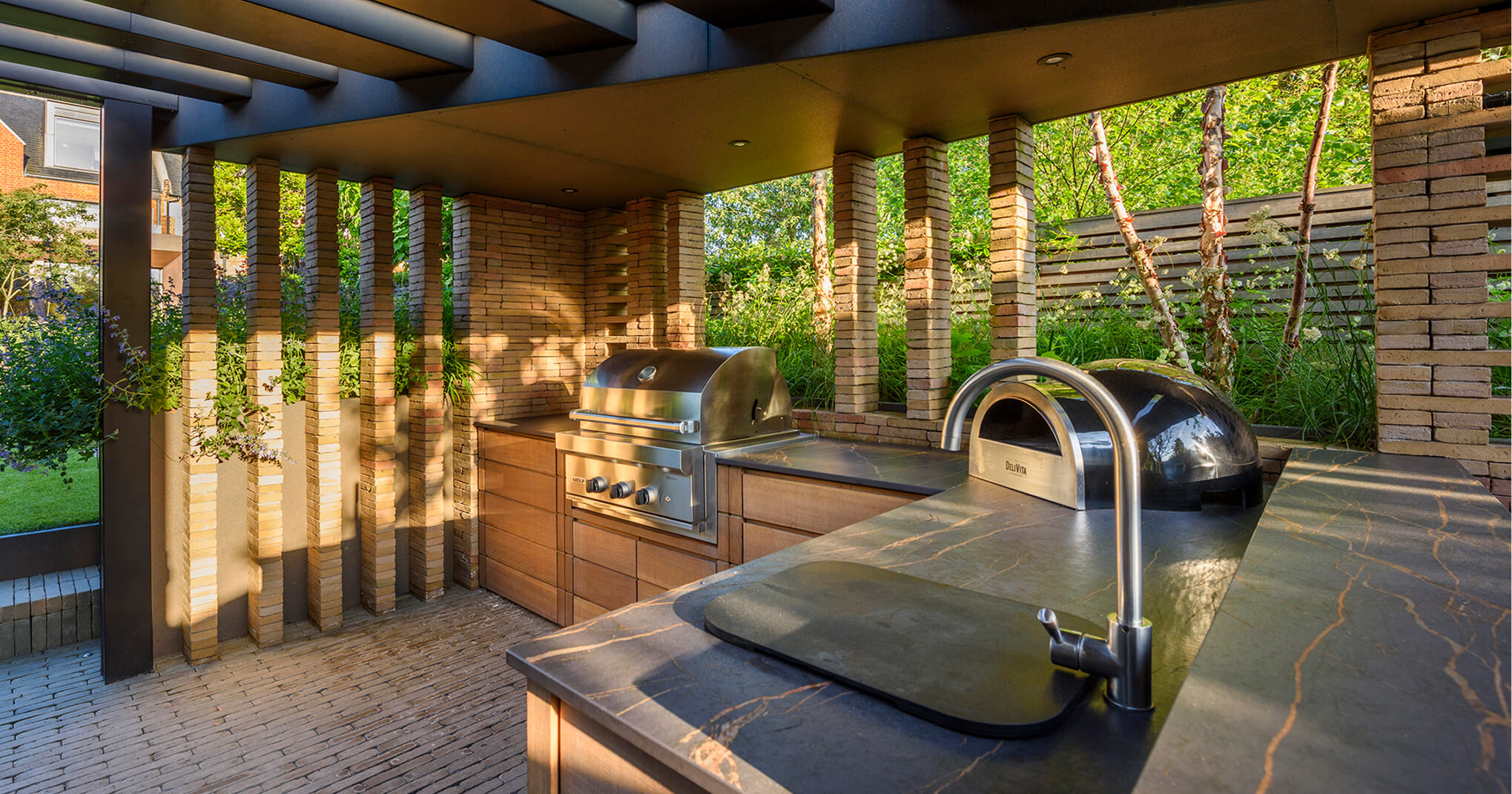 Outdoor garden kitchen