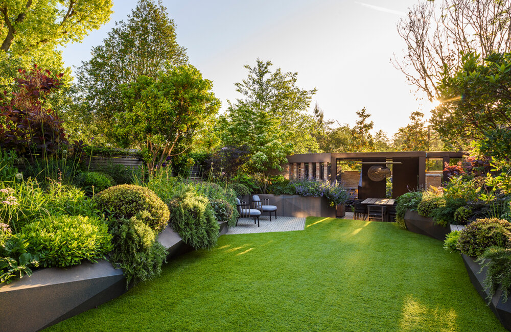 A fresh start: Crafting a garden to give the wow factor to equal a state of the art new build home hidden behind the original Victorian facade