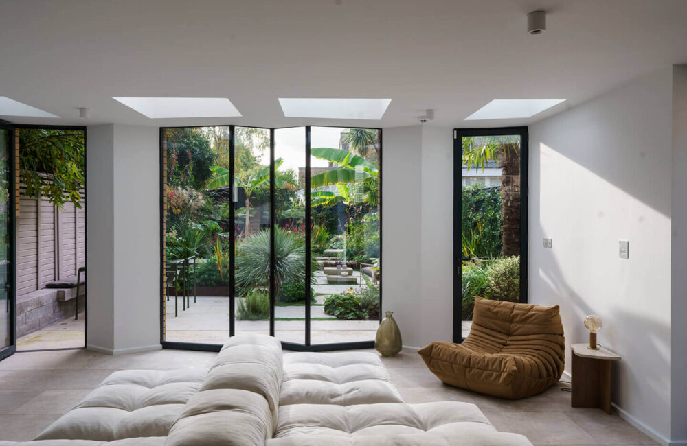 One of a kind: Bravery and intervention whilst considering the ‘borrowed’ landscape from neighbouring gardens make this family garden a real gem.